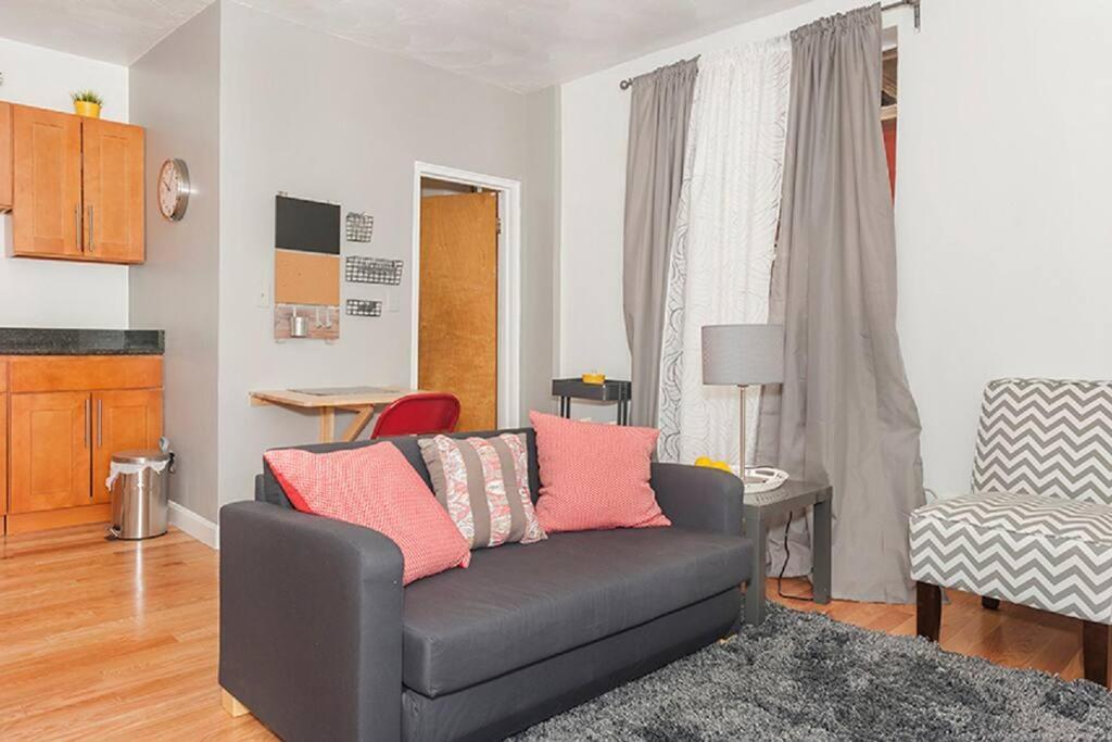Downtown Studio Apt, Perfect For Medical Workers Boston Bagian luar foto