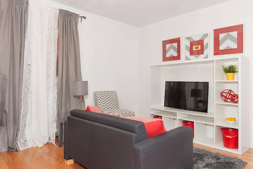 Downtown Studio Apt, Perfect For Medical Workers Boston Bagian luar foto